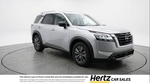 Brilliant Silver Metallic 2025 Nissan Pathfinder SV FWD