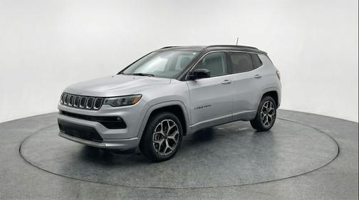 Silver Zynith Metallic Clearcoat 2025 Jeep Compass Limited