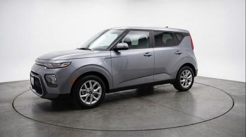 Gravity Gray 2025 Kia Soul LX