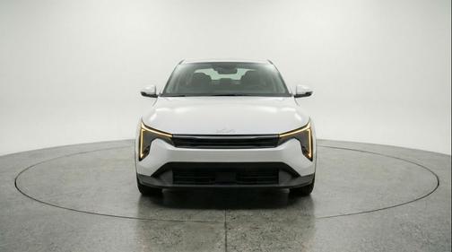 Snow White Pearl 2025 Kia K4 LXS