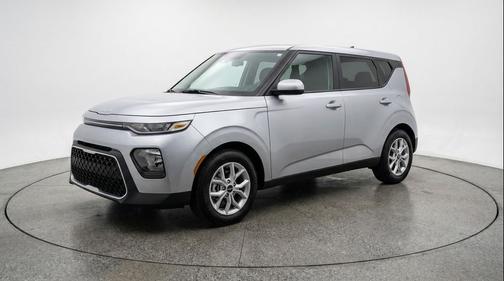 Steel Gray 2025 Kia Soul LX