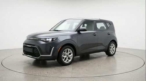Gravity Gray 2025 Kia Soul LX
