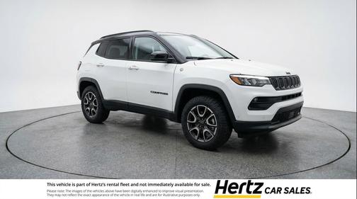 Bright White Clearcoat 2025 Jeep Compass Trailhawk