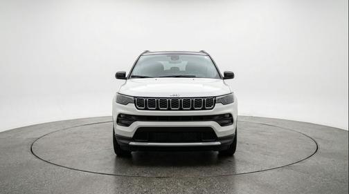 White 2025 Jeep Compass Limited
