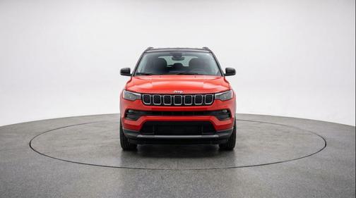 Red Hot Pearlcoat 2025 Jeep Compass Limited