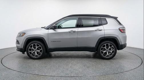 Silver Zynith Metallic Clearcoat 2025 Jeep Compass Limited