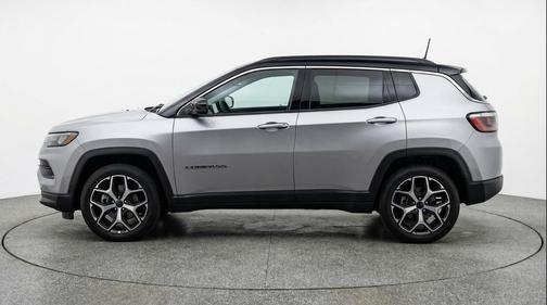 Silver Zynith Metallic Clearcoat 2025 Jeep Compass Limited