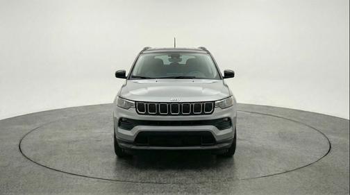Silver Zynith Metallic Clearcoat 2025 Jeep Compass Limited