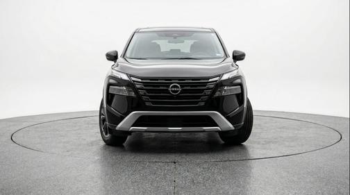 Super Black 2025 Nissan Rogue SV