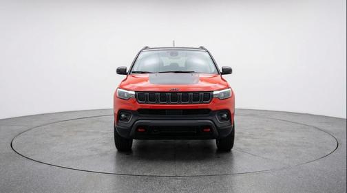 Red Hot Pearlcoat 2025 Jeep Compass Trailhawk
