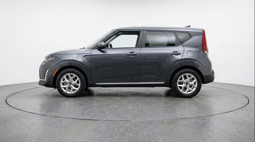 Gravity Gray 2025 Kia Soul LX