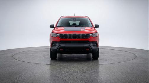 Red Hot Pearlcoat 2025 Jeep Compass Trailhawk