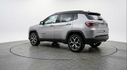 Silver Zynith Metallic Clearcoat 2025 Jeep Compass Limited