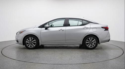 Brilliant Silver Metallic 2025 Nissan Versa 1.6 SV