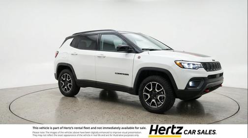 Bright White Clearcoat 2025 Jeep Compass Trailhawk