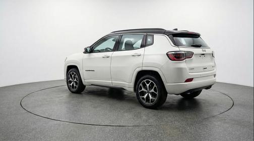 Bright White Clearcoat 2025 Jeep Compass Limited