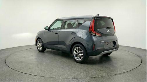 Gravity Gray 2025 Kia Soul LX