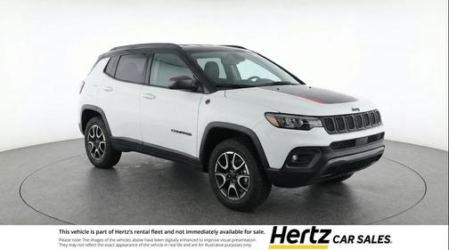 Bright White Clearcoat 2025 Jeep Compass Trailhawk