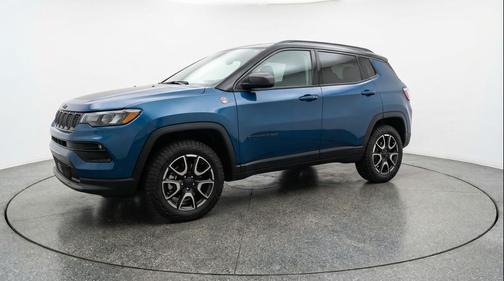 Hydro Blue Pearlcoat 2025 Jeep Compass Trailhawk