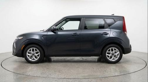 Gravity Gray 2025 Kia Soul LX
