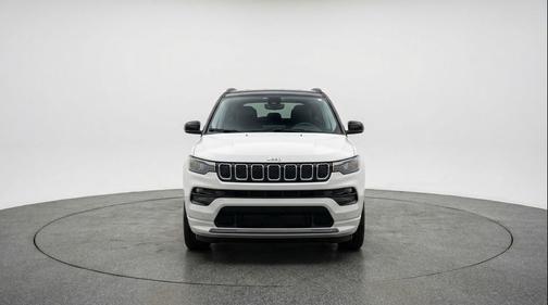 Bright White Clearcoat 2025 Jeep Compass Limited
