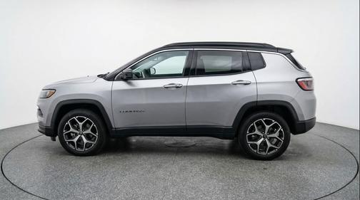 Silver Zynith Metallic Clearcoat 2025 Jeep Compass Limited