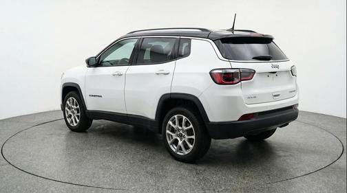 Bright White Clearcoat 2025 Jeep Compass Limited