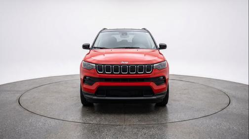 Red Hot Pearlcoat 2025 Jeep Compass Limited