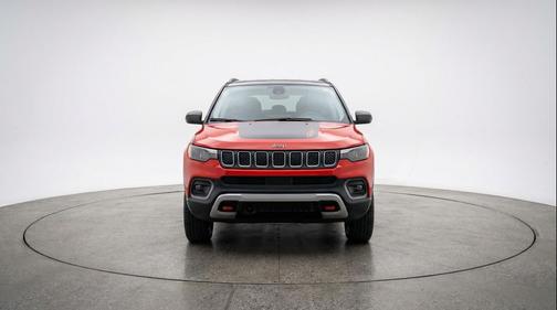 Red Hot Pearlcoat 2025 Jeep Compass Trailhawk