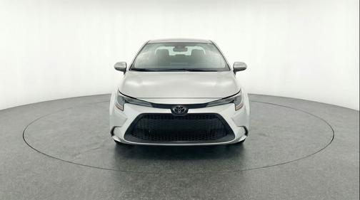 Classic Silver Metallic 2025 Toyota Corolla LE