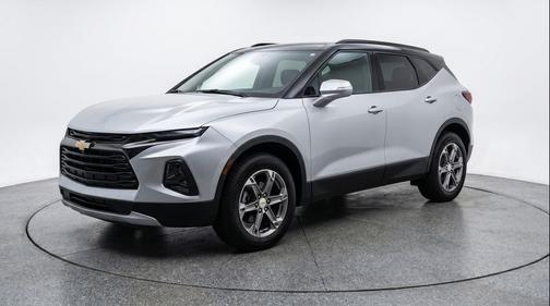 Sterling Gray Metallic 2025 Chevrolet Blazer 2LT
