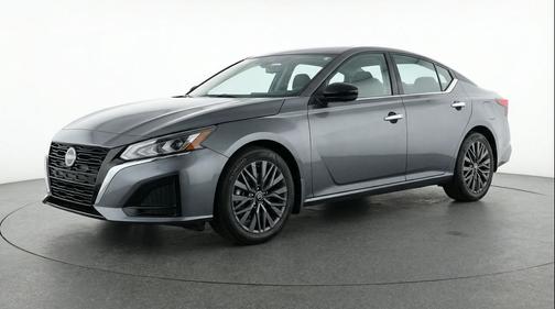 Gun Metallic 2025 Nissan Altima SV FWD