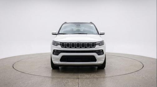 Bright White Clearcoat 2025 Jeep Compass Limited
