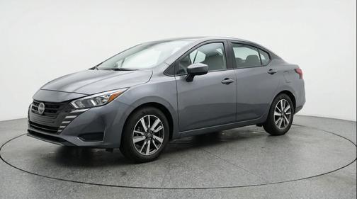 Gun Metallic 2025 Nissan Versa 1.6 SV