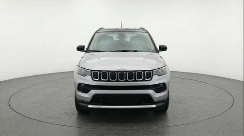 Silver Zynith Metallic Clearcoat 2025 Jeep Compass Limited