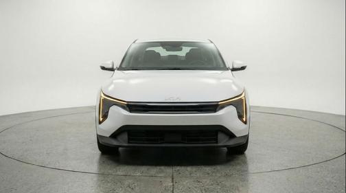 Snow White Pearl 2025 Kia K4 LXS