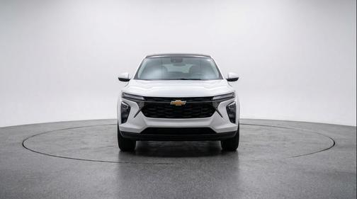 Summit White 2025 Chevrolet Trax LT
