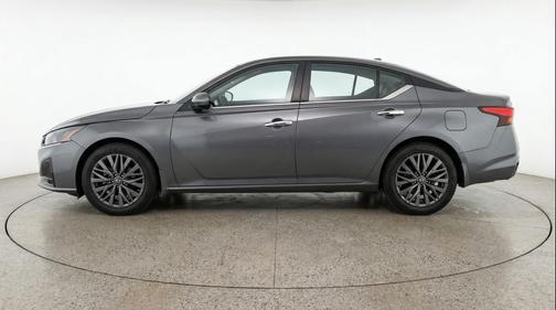Gun Metallic 2025 Nissan Altima SV FWD
