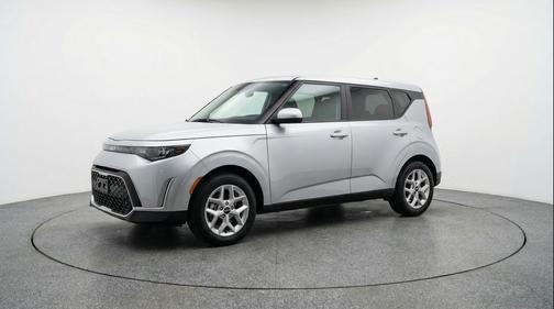 Steel Gray 2025 Kia Soul LX