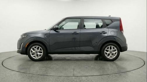 Gravity Gray 2025 Kia Soul LX