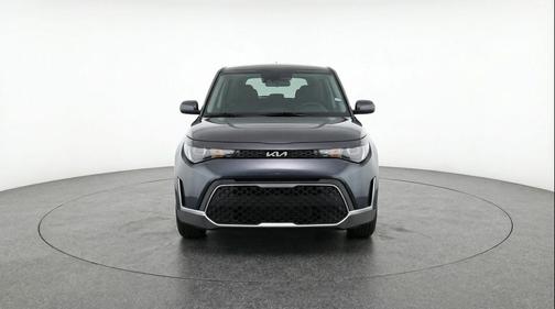 Gravity Gray 2025 Kia Soul LX