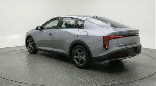 Steel Gray 2025 Kia K4 LXS