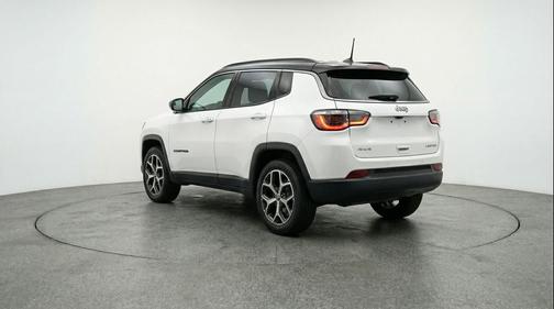Bright White Clearcoat 2025 Jeep Compass Limited