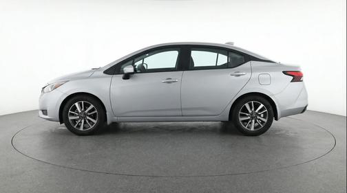 Brilliant Silver Metallic 2025 Nissan Versa 1.6 SV