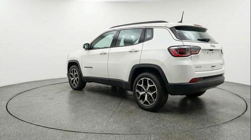 Bright White Clearcoat 2025 Jeep Compass Limited