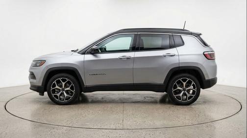 Silver Zynith Metallic Clearcoat 2025 Jeep Compass Limited