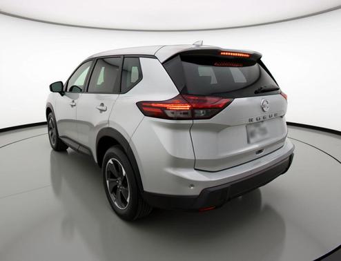 Brilliant Silver Metallic 2025 Nissan Rogue SV