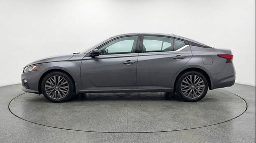 Gun Metallic 2025 Nissan Altima SV FWD