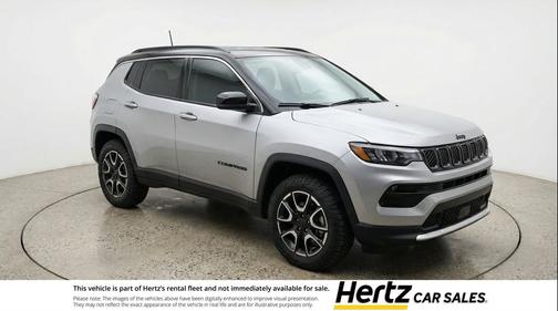 Silver Zynith Metallic Clearcoat 2025 Jeep Compass Trailhawk