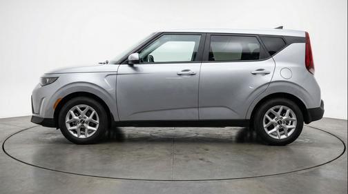 Steel Gray 2025 Kia Soul LX